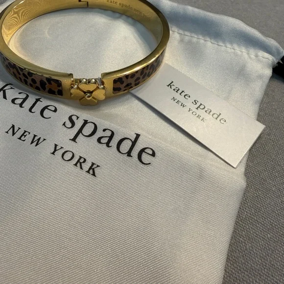 Kate Spade Gold and Leopard Print Spring Bangle Bracelet NWT - Picture 3 of 5